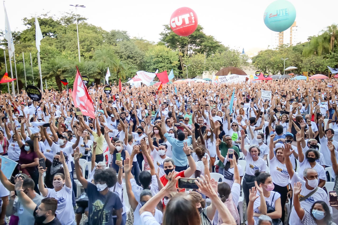 Sindsep - Greve na Educação Pela Vida: Ato DRE Butantã